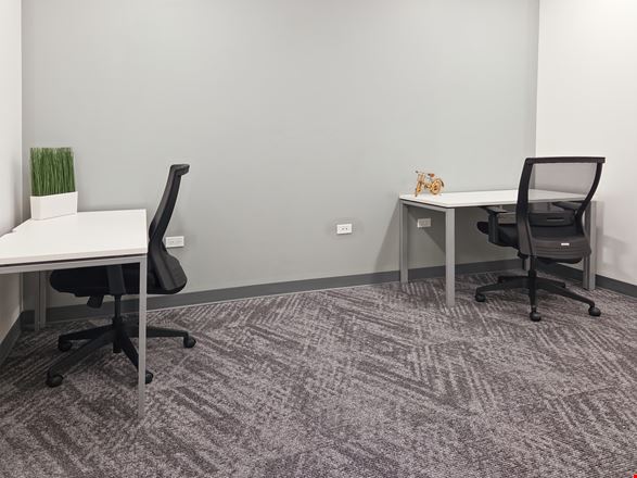 Regus - Libertyville - S Milwaukee