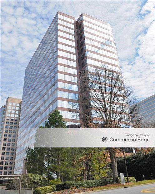 Atlanta Galleria Office Park - Galleria 200