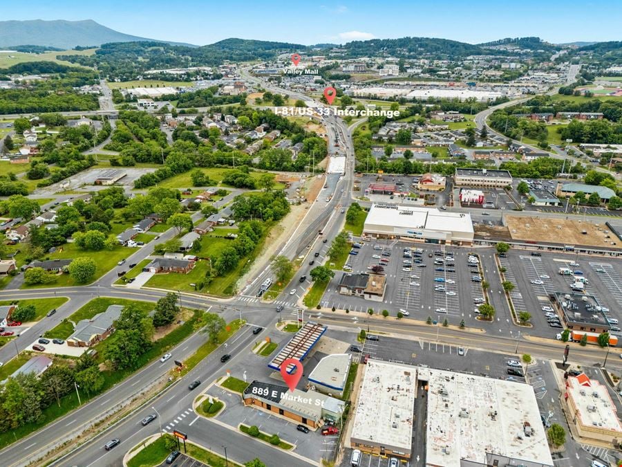RARE RETAIL BUILDING AVAILABLE ON HEAVILY TRAVELED E MARKET ST