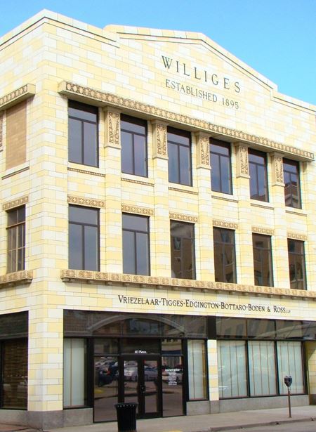 Office space for Sale at 613 Pierce St in Sioux City