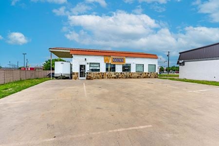 Retail space for Rent at 405 Williams St in Wylie