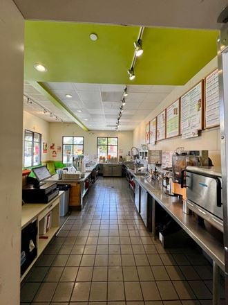 2505 Palomar Airport Rd