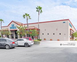 Long Beach Towne Square