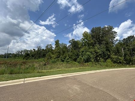 Photo of commercial space at Lakeland Dr in Flowood