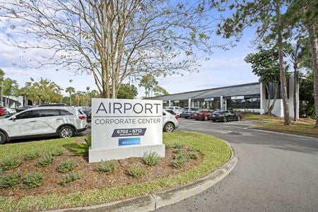 Industrial space for Rent at 6702-6712 Benjamin Rd in Tampa