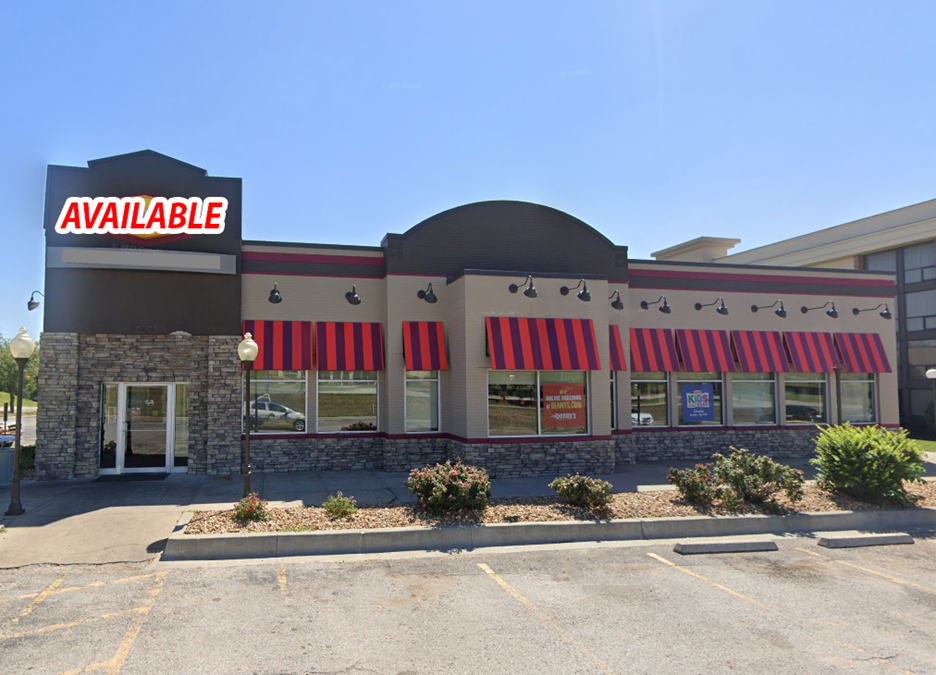 2nd Generation Full-Service Restaurant AVAILABLE - 9001 Shawnee Mission Pkwy, Merriam, KS