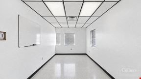 ±8,700-74,490-SF Industrial Space With Excellent Visibility