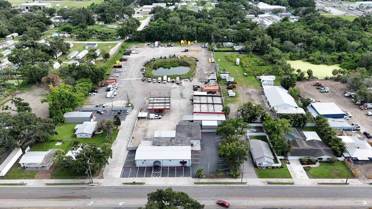 7001 Gibsonton Dr