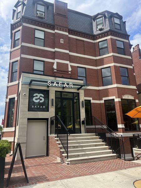 Retail space for Rent at 235 NEWBURY STREET in Boston