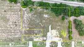 1.5 AC of High Visibility Commercial Property