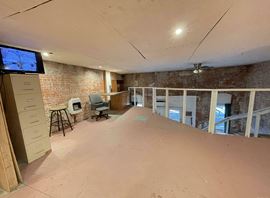 165 N Main St