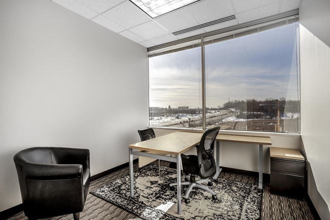 MN, Eden Prairie - Crosstown Corporate