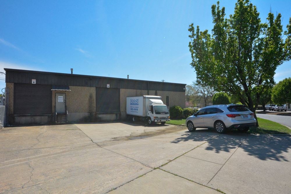 Warehouse / Office Building for Lease in Little Rock