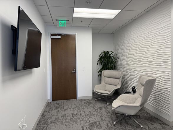 2301 Rosecrans Avenue Sublease