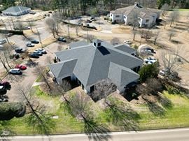 601 Crescent Blvd