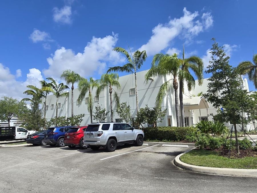 Sunrise Industrial Park Corner Unit for Lease