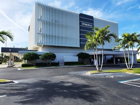 Photo of commercial space at 2400 Tamiami Trl N in Naples