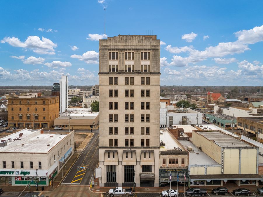 Guaranty Bank / Capital One Building