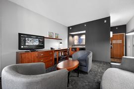 Courtyard by Marriott Addison/Midway