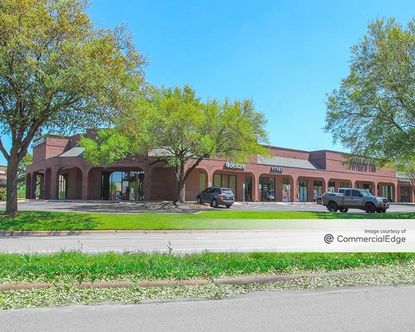 7739 Northcross Drive Austin TX 78757 CommercialCafe com 7739 Northcross Drive Austin TX 78757 CommercialCafe com