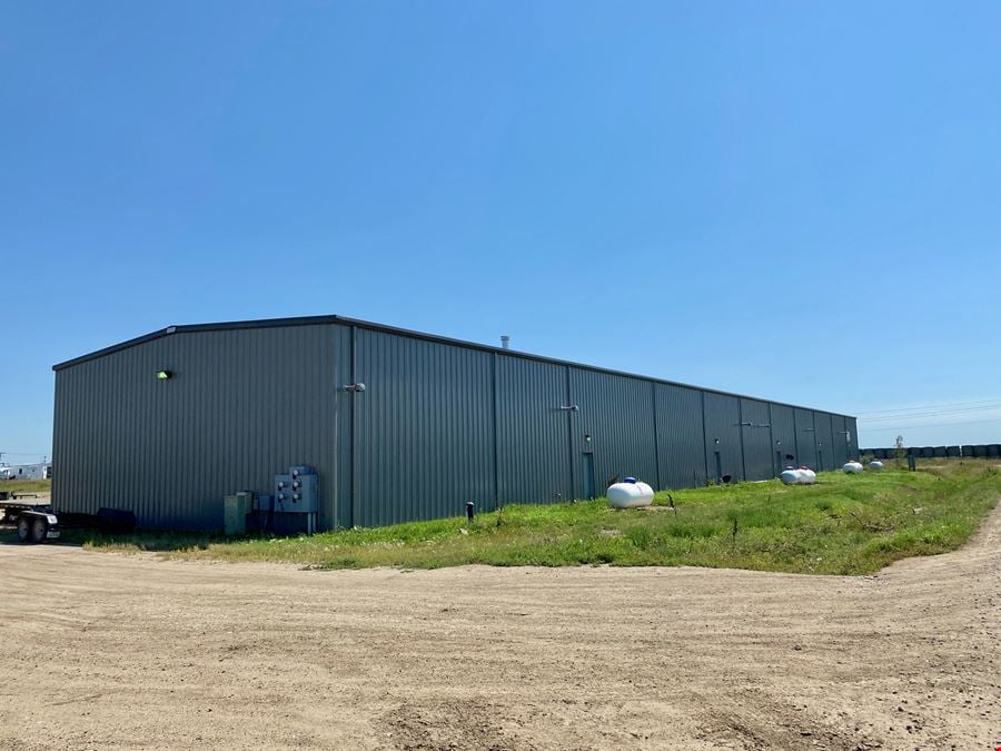 4,033 SF Industrial Unit on a 1.27 +/- AC