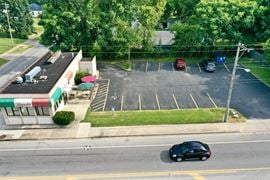 1,359 SF Freestanding Restaurant / Retail Building For Sale in Central Springfield