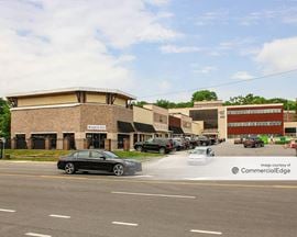 Loudon Plaza