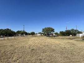 640 NW Avenue B, Hamlin, TX 79520 | CommercialCafe.com