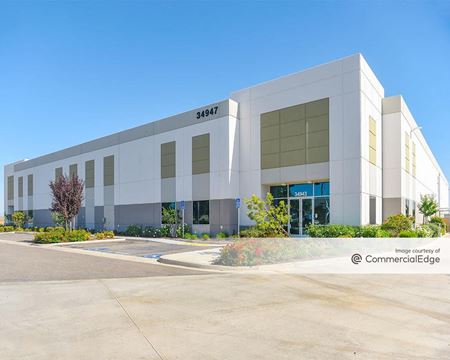 Industrial space for Rent at 34947 Flyover Court in Bakersfield