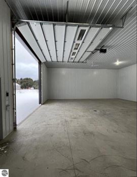 7438 Geronimo Trail