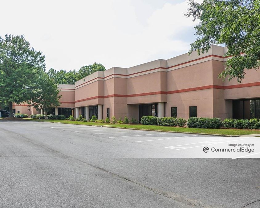 Roberts Business Center 2100 Barret Park Dr, 1680 Roberts Blvd & 1590 N Roberts Rd Building