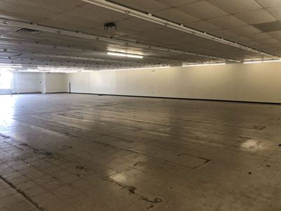 924 E Michigan Ave