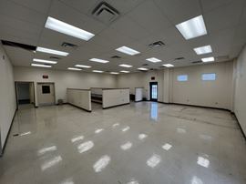 315 S Main St