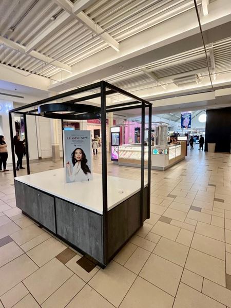 FF32     Space Photo Gallery 5