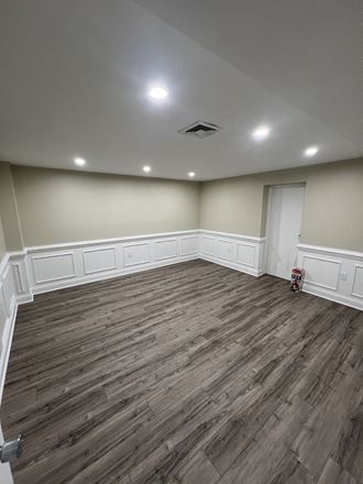 1223 W Chester Pike
