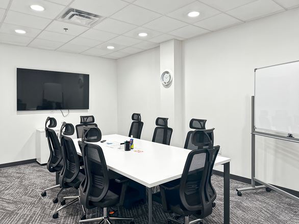 Regus - Gateway Blvd