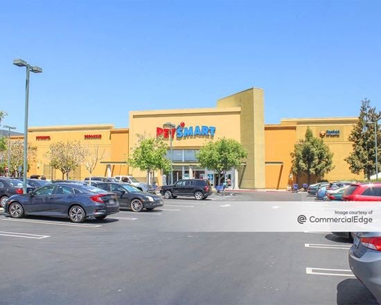 Charleston Plaza