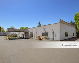 Cornell Oaks Corporate Center - Ridgeview