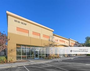 Venture Commerce Center - Bldg. E