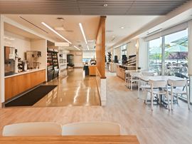 Regus - Menlo Park Commonwealth Dr
