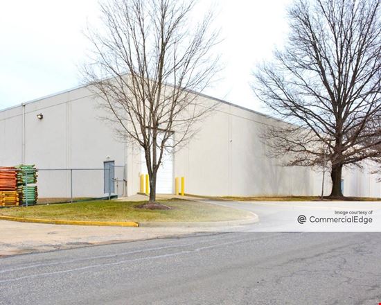 Highview Industrial Park - 40 Cotters Lane