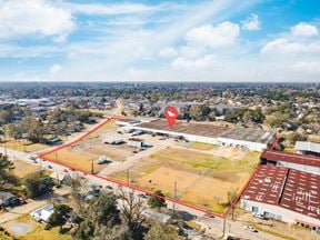 ±173,437 SF Industrial Warehouse with ±12.26-Acre Laydown Yard