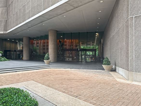 LA, New Orleans - St Charles and Poydras