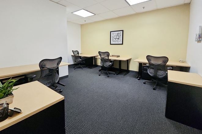 Regus - Davisville Centre