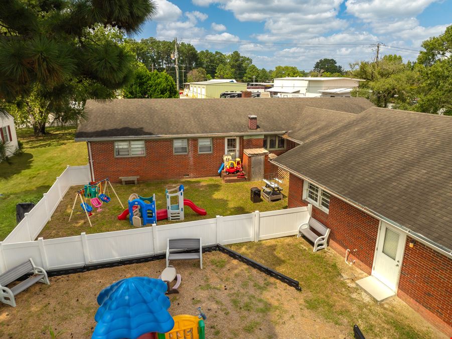 Service Business District Building- Currently Set up as a Daycare Center