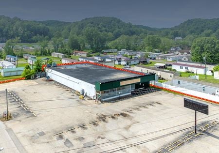 Photo of commercial space at 412 Wurtland Ave in Wurtland