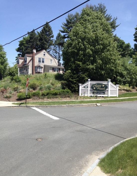49 Buckland Street Manchester CT 06040