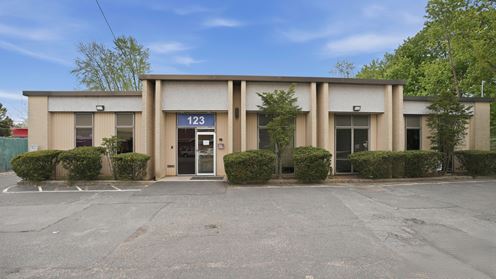 123 Stewart Ave