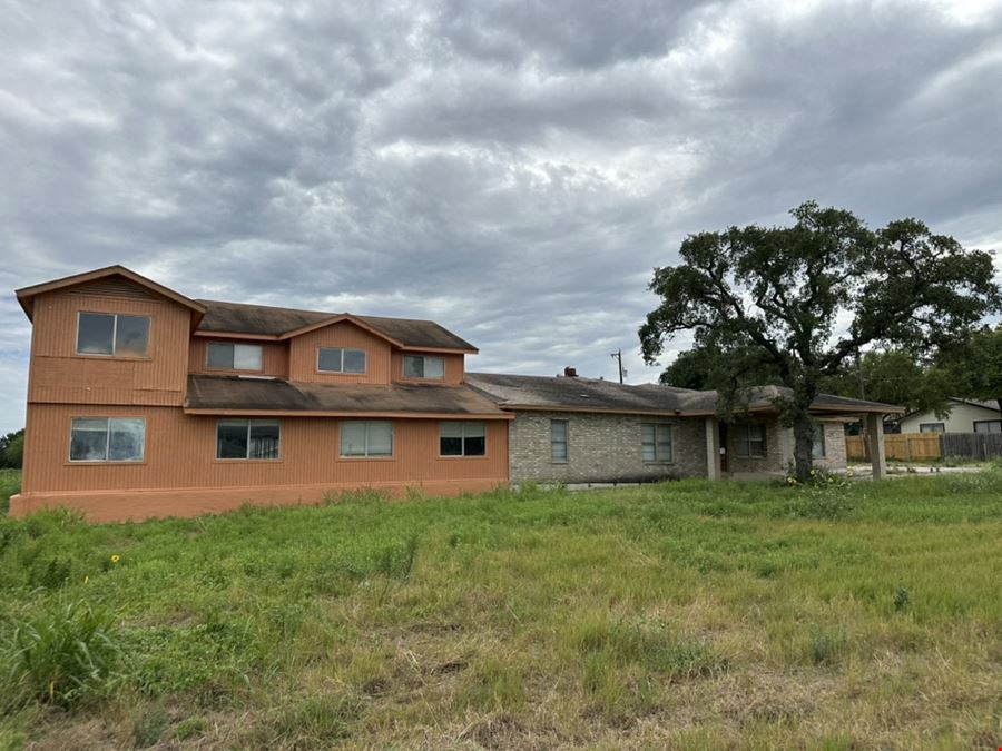 6628 Crestway Dr