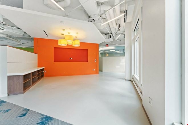 2000 Duke Street